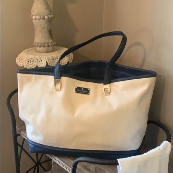 kate spade Handbags - Kate Spade shoulder bag!!!♠️